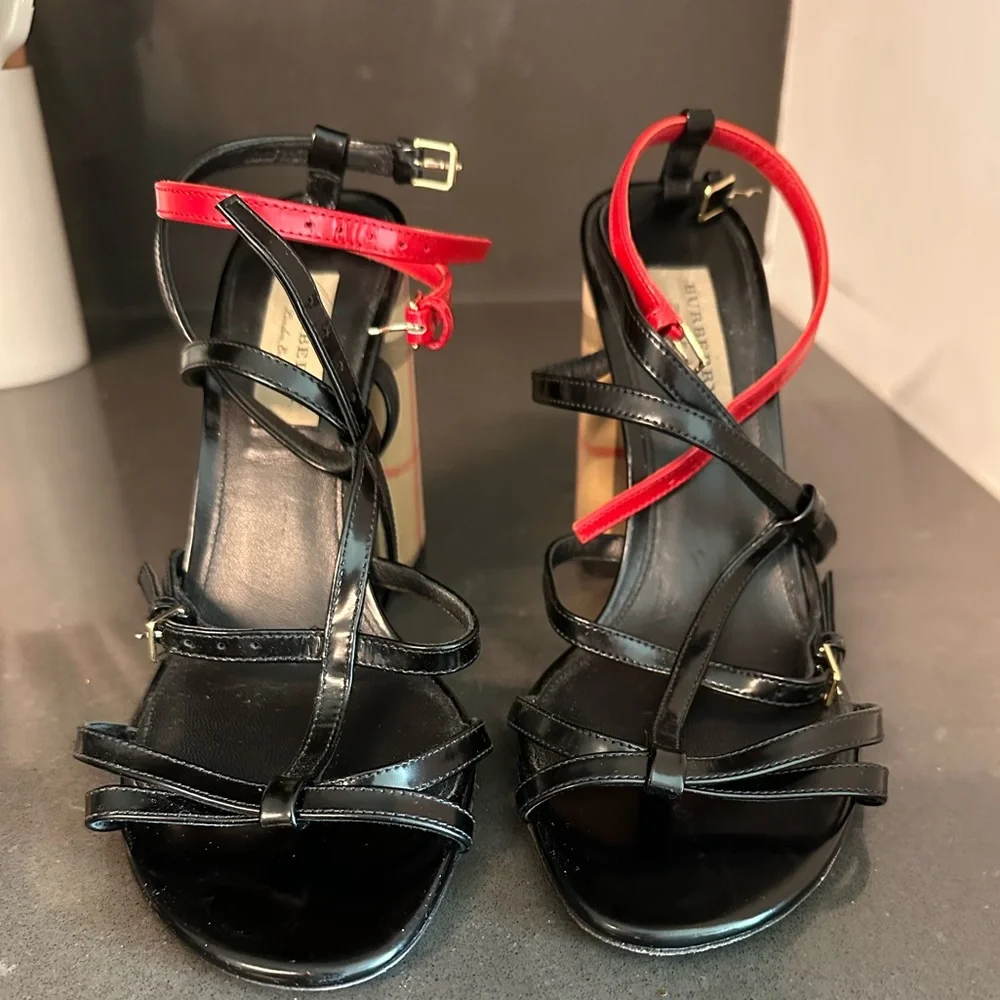 Burberry Black & Red Plaid Block Heel Sandals - Picture 2 of 7